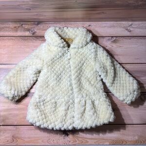 Old Navy Cream Faux-Fur Girls Coat